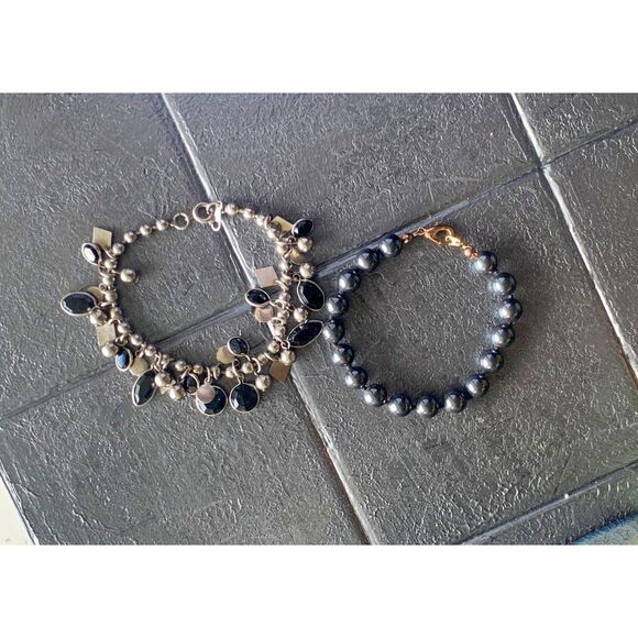 Vintage Black Gray Bracelet pair, in Silver Gold tone, Unmarked - Picture 3 of 3